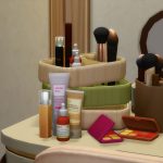 Беспорядок для туалетного столика Makeup Organizer Clutter для Sims 4
